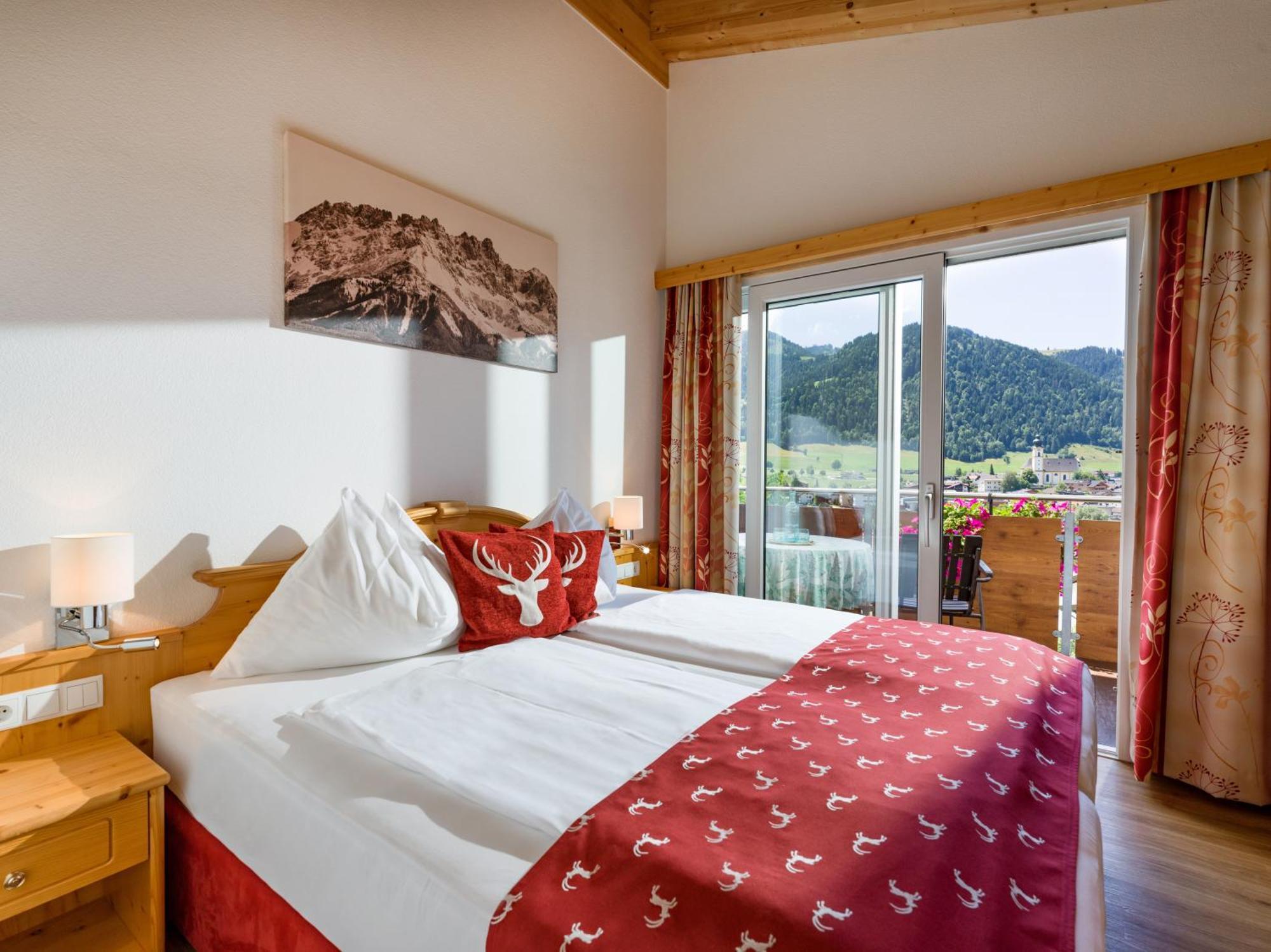 Hotel Alpenpanorama Soll Exterior photo