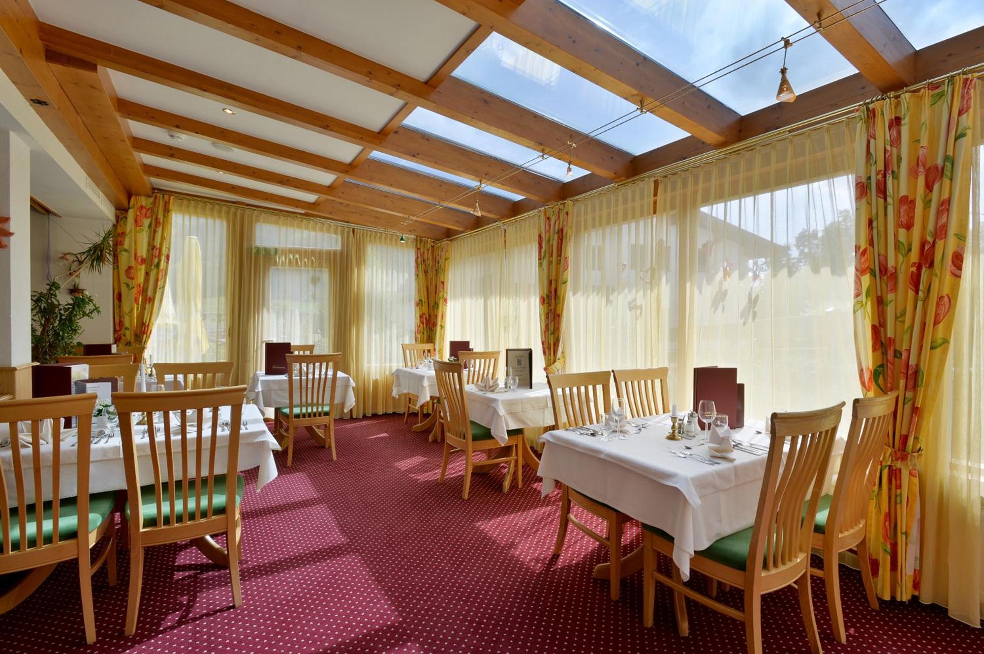 Hotel Alpenpanorama Soll Exterior photo