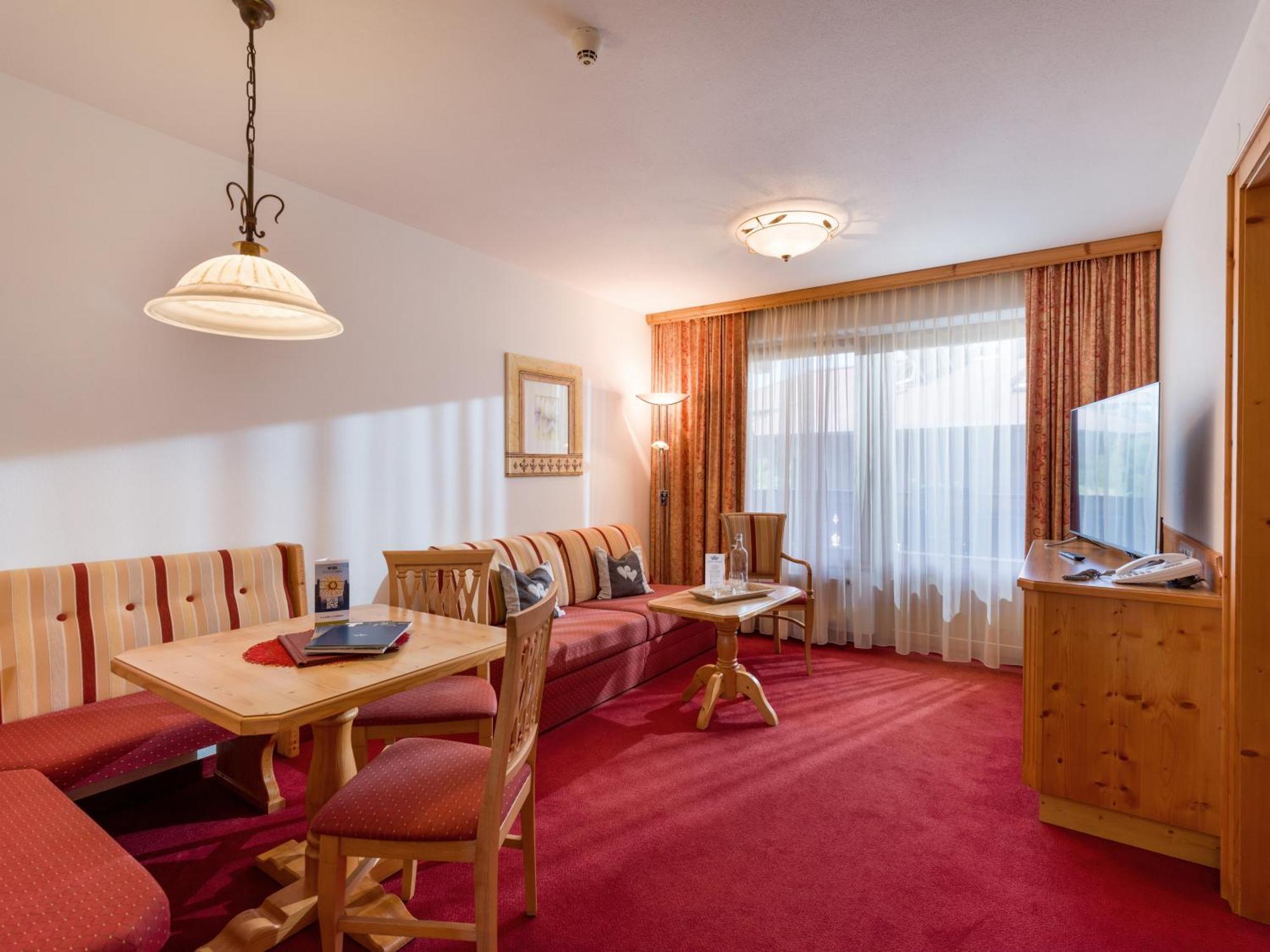 Hotel Alpenpanorama Soll Exterior photo